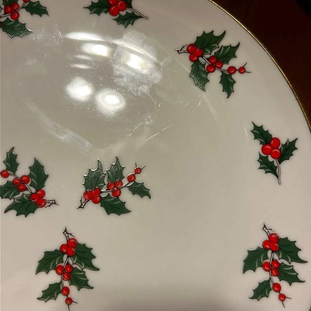 Royal Ann Fine China Holly Christmas Plate 10